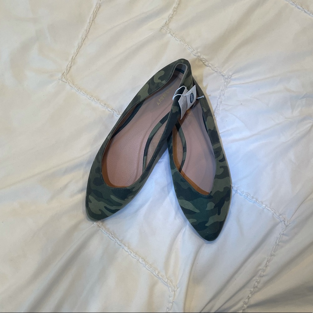 Old Navy Faux Suede Pointy-Toe Ballet Flat